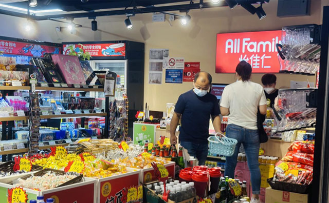 開啟創新的零食店加盟賽道，怡佳仁帶來新的零食體驗