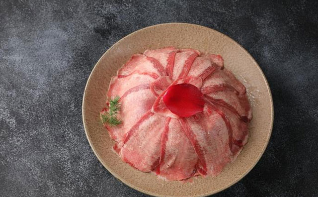 庖丁家鮮牛肉火鍋，舌尖上的鮮魅力