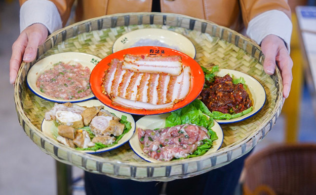開(kāi)市井火鍋加盟店店風(fēng)險(xiǎn)大嗎？這幾點(diǎn)降低風(fēng)險(xiǎn)很關(guān)鍵