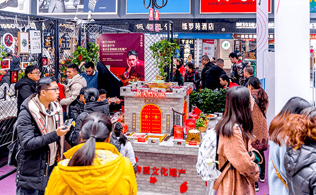 雞西開(kāi)火鍋加盟店，如何接軌年輕市場(chǎng)？