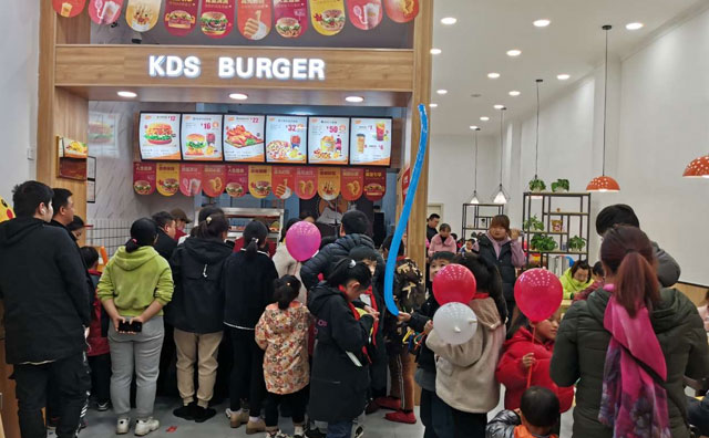 你和財富自由的距離，就差一個快樂星漢堡