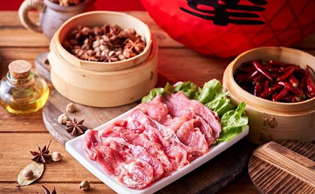 爺爺那輩鹵味火鍋，新零售概念，開創火鍋+餐飲模式