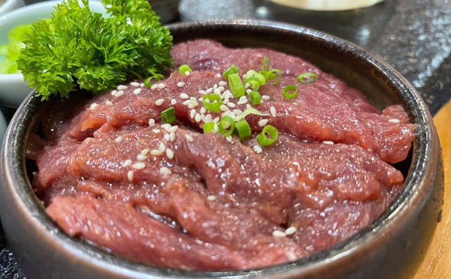 小豬查理川式烤肉，品質(zhì)有保障，價格更低廉
