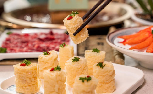 火鍋店前廳及店長(zhǎng)的工作職責(zé)是什么？