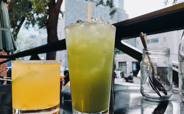 前人踩坑，后人取經(jīng)，我們該如何開好一家茶飲加盟店？