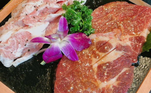50 開一家多大規模的烤肉店  