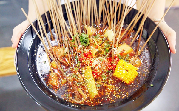 冷鍋串串和熱鍋串串有什么區別?
