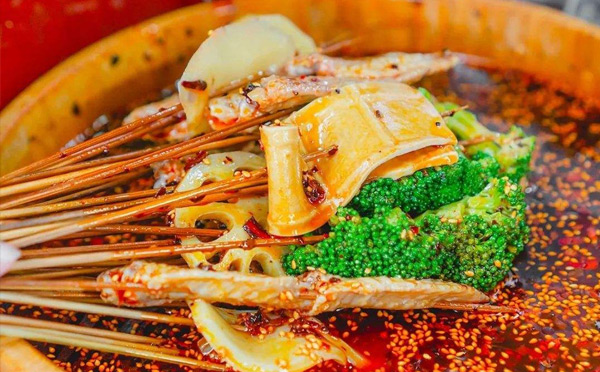 缽缽雞和串串香有什么區別？