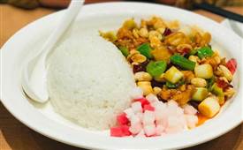 料理包＋碳水，現代餐飲業的歸宿？